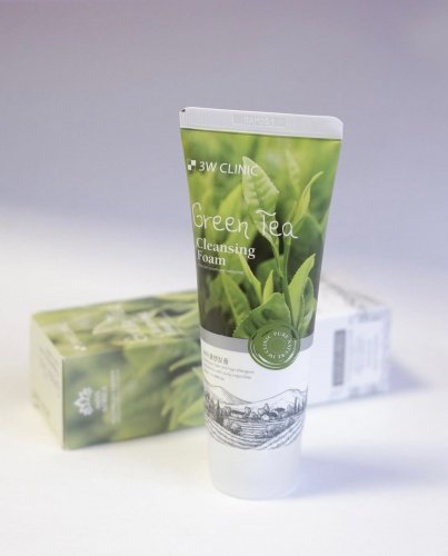 3W CLINIC Green Tea Cleansing Foam (100ml) - Image 4